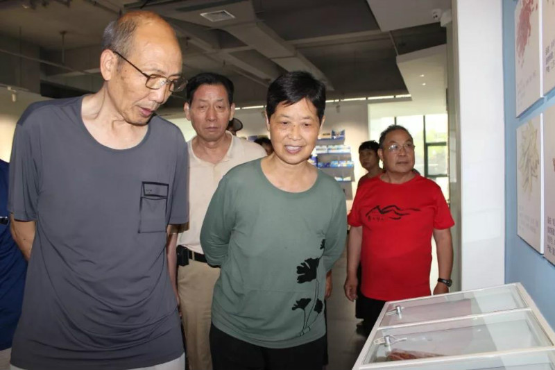人妻系列无码专区69影院