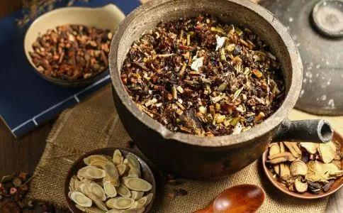 眼睛发痒受不了，先来看看你是哪种情况！